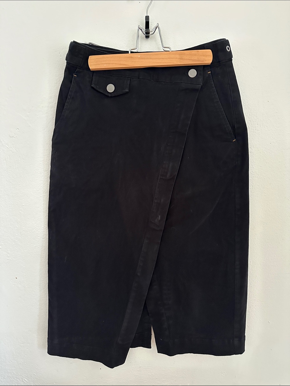 Wildfang A symmetrical Skirt
